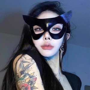 <span class=keywords><strong>Maschera</strong></span> Nera da Catwoman a Mezzo Volto con Ritaglio per gli Occhi, Perfetta per Halloween, Cosplay, Feste in <span class=keywords><strong>Maschera</strong></span> ed Eventi in Costume - Product Image 2