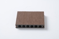 Revêtement de terrasse extérieur en WPC - Écologique, grain de bois 3D, composite imperméable, installation moderne par clipsage pour aménagement de jardin
