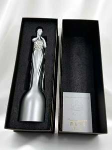 Trophée sur mesure en métal plaqué et peint haut de gamme, figurine de déesse avec design <span class=keywords><strong>MUSE</strong></span> pour les récompenses annuelles ; Coffret cadeau sur mesure - Product Image 3