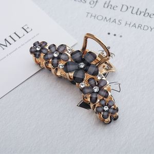 Pinzas de Pelo Grandes al por Mayor, Pinzas de Pelo Metálicas con Diamantes de Imitación de Hawái, Pinzas de Pelo con Flores Metálicas, Pinzas de Pelo con Flores de Estrás para Mujer - Product Image 5