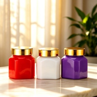 Pot à capsules de couleur unie de haute qualité de 70 ml avec couvercle en métal aluminium pour le stockage en apothécairie avec couvercle en plastique côtelé