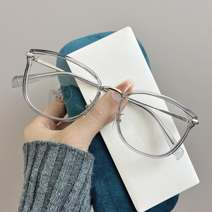 Gafas Metálicas Qianai TR con Protección Anti Luz Azul, Diseño Ojo de Gato Unisex, Forma Irregular P3 23065, Origen Taizhou - Product Image 2