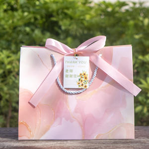 Sac fourre-tout cadeau pour la <span class=keywords><strong>saison</strong></span> des diplômes du 8 <span class=keywords><strong>mars</strong></span>, sac cadeau haut <span class=keywords><strong>de</strong></span> gamme, sac d'emballage - Product Image 1