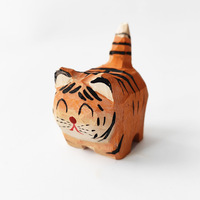 Petit tigre sculpté à la main en bois massif, artisanat en bois, accessoires pour la maison, salon, bureau, ornement de bureau, cadeau