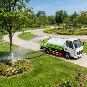 Autocisterna Dongfeng 4X2 4CBM con Cannone Nebulizzatore, Motore Euro 5, per Controllo Polvere, Lavaggio Stradale, Raffreddamento Spazi Verdi, Robusta e Pratica, Direttamente dalla Fabbrica - Product Image 2