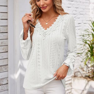 T-<span class=keywords><strong>shirt</strong></span> à <span class=keywords><strong>manches</strong></span> <span class=keywords><strong>longues</strong></span> ample à col en V brodé et à lacets pour femme OuYaan 2025 - Product Image 2