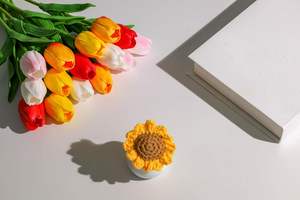 Bouquet de tulipes artificielles réalistes modernes en gros, de haute qualité, en PU souple, simulation blanche, fleurs de table artisanales faites à la main - Product Image 5