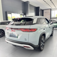 Подержанный BYD Song L DM-i 2025 года, запас хода 160 км (CLTC), подзаряжаемый гибридный внедорожник, стиль фастбэк, 5-местный, практичный городской электромобиль на новой энергии