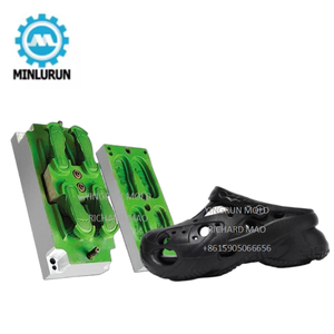 Moule pour claquettes et pantoufles personnalisées Yezzy, motif vague, en EVA, pour usage intérieur, pour hommes, femmes et famille - Product Image 6