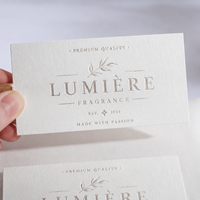 Autocollants personnalisés de luxe avec logo en relief, étiquettes en papier texturé, étiquettes pour produits de beauté et de parfumerie, adaptées aux étiquettes d'emballage