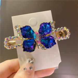 กิ๊บติดผมรูปผีเสื้อประดับเพชรแบบแฟลชที่สามารถสั่นได้ สำหรับเด็กและผู้หญิง - Product Image 5