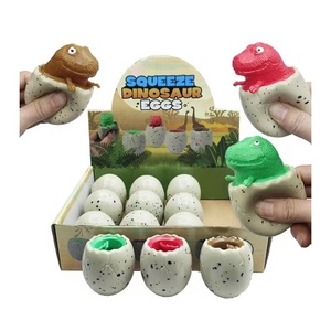 Jouet à presser en forme d'œuf de dinosaure à points noirs en TPR <span class=keywords><strong>2023</strong></span> pour enfants, jouet sensoriel populaire à presser en forme d'œuf de dinosaure, cadeau amusant - Product Image 1