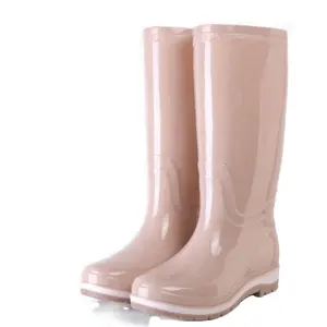 Bayanlar su geçirmez orta buzağı PVC yağmur çizmeleri kayma dayanıklı diz-yüksek Wellington çizmeler kadınlar için