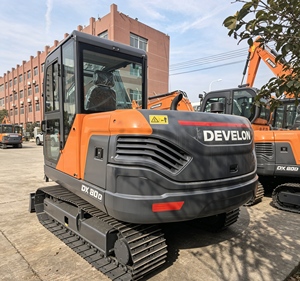 รถขุดตีนตะขาบ Develon DX80D เครื่องจักรก่อสร้างไฮดรอลิกสำหรับงานหนัก - Product Image 5