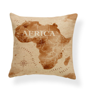 Housse de coussin carrée en polyester Amity Wholesale, imprimée avec une carte d'Afrique, fermeture éclair invisible, écologique, lavable en machine, personnalisable - Product Image 3