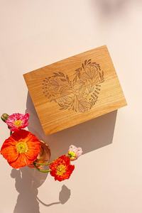 Usine BSCI Coffrets cadeaux <span class=keywords><strong>en</strong></span> <span class=keywords><strong>bois</strong></span> Gravure au laser avec fleurs et feuilles Boîte <span class=keywords><strong>à</strong></span> <span class=keywords><strong>bijoux</strong></span> personnalisée Boîte <span class=keywords><strong>à</strong></span> souvenirs <span class=keywords><strong>en</strong></span> <span class=keywords><strong>bois</strong></span> - Product Image 4