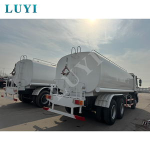 Sinotruk HOWO <span class=keywords><strong>camion</strong></span> <span class=keywords><strong>cisterna</strong></span> d'<span class=keywords><strong>acqua</strong></span> 6x4 10000L-20000L (20CBM) | <span class=keywords><strong>Camion</strong></span> irrigatore per pulizia comunale e antincendio - Product Image 5