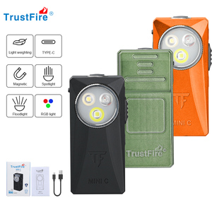 Torcia Portachiavi MINIC 800LM Impermeabile IP68 con Clip Magnetica RGB, Ricaricabile USB-C, Faretto EDC - Product Image 1