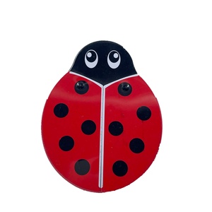 Caja Metálica de Almacenamiento con Forma de Escarabajo, Reciclable, de Hojalata, con Diseño Alternado Rojo y Negro, Marca HZ, Modelo HZ-370, para Regalo, Empaque Personalizado - Product Image 1