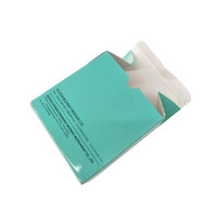 Boîte pliante élégante bleu clair à extrémités pliées, emballage de vente au détail pour produits de soin, boîte en papier cosmétique