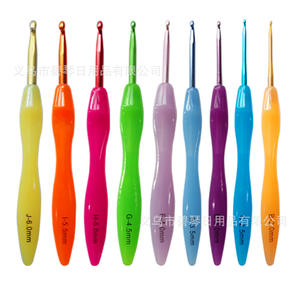 Nuevo ganchillo de plástico de color caramelo, ganchillo antideslizante, palo de tejer de color, suéter, lana, ganchillo con mango de cepillo de dientes - Product Image 1