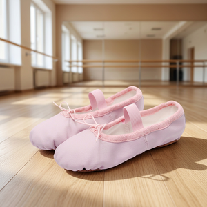 Chaussures de danse plates en cuir premium pour filles avec empeigne en PU souple et doublure en tissu de coton pour la danse latine, faible MOQ, OEM, ODM, DDP - Product Image 3