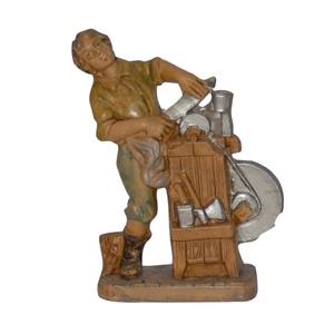 Aiguiseur de couteaux modèle LUX en PVC effet bois, 13 cm de hauteur - Product Image 1