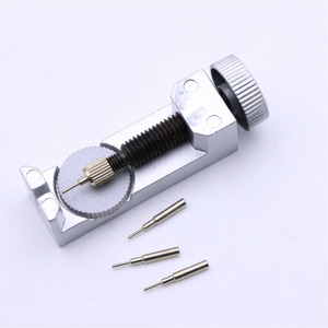 Outil de démontage portable avec 3 broches de rechange en acier, mini-outil domestique de bricolage pour ajuster les bracelets de montre en acier inoxydable - Product Image 3