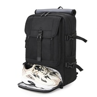 Sac à dos de voyage extérieur personnalisé pour hommes avec doublure USB en polyester imperméable Sac à dos de basket-ball pour salle de sport et football Compartiment à chaussures