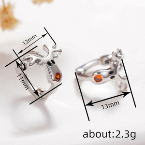 Pendientes de Oreja con Diseño de Reno de Nariz Roja para Mujer, Accesorios de Oreja con Temática Navideña - Product Image 3