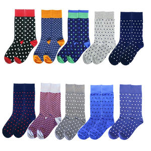 Chaussettes mi-mollet en coton et élasthanne à rayures colorées pour homme – Style coréen tendance printemps-automne, confortables pour la maison - Product Image 3