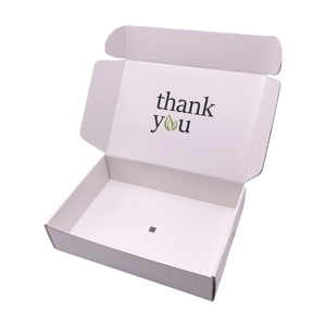 กล่องกระดาษแข็งสำหรับผู้หญิงกล่องใส่เสื้อผ้าแบบเคลือบผิวด้านโฟลเดอร์ลายนูนรีไซเคิลโลโก้ตามสั่ง - Product Image 1