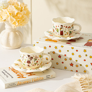 Set Creativo di Tazze e Piattini per Coppie, Resistenti alle Alte Temperature e Adatti al Microonde, per San Valentino, Matrimoni e Fidanzamenti - Product Image 4