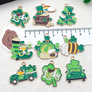 Charmes porte-bonheur de la Saint-Patrick pour la fabrication de bijoux, 25 mm, pendentifs trèfle irlandais en alliage de zinc émaillé, 9 styles - Product Image 2