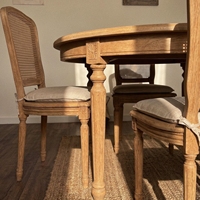 Table à manger ronde en bois de style farmhouse, couleur personnalisée, vente en gros pour hôtels et auberges, directement de l'usine