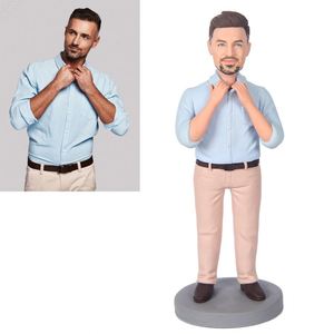 Figurine d'action miniature unique personnalisée, figurine bobblehead sur mesure, cadeaux pour mariages, anniversaires, remises de diplômes, bureau, thème sportif - Product Image 1