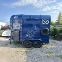 Vente flash Remorque à chevaux Food truck Chariot à glaces Bar à bière mobile Restauration de rue Remorque à chevaux vintage personnalisée pour les fêtes