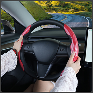 Funda de <span class=keywords><strong>Volante</strong></span> de Fibra de Carbono Mate de 2 Piezas, Resistente al Desgaste, para <span class=keywords><strong>Nissan</strong></span> <span class=keywords><strong>Versa</strong></span> 2018, Funda de <span class=keywords><strong>Volante</strong></span> Deslizante - Product Image 2