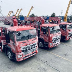 Grue de camion Dongfeng à châssis hydraulique complet, 8 tonnes, flèche télescopique droite à 5 sections - Product Image 6