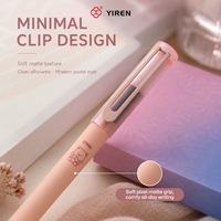 YIREN - Pluma Estilográfica con Diseño de Oso, 4 Colores, Punta de Acero Inoxidable, Revestimiento de Goma, Escritura Suave, Regalo de Papelería