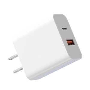 Adaptador de Carga Rápida para Teléfono Móvil con Doble Puerto y Seguridad Inteligente, Cargador de Viaje con Certificación CE ROHS PD+QC, Enchufe Europeo y Estadounidense - Product Image 3