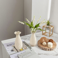 Vase en céramique écologique fait à la main à rayures blanches modernes FANGSHENG, centre de table, jardinière avec dispositif pour fleurs séchées