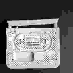 ONT GPON/EPON de haute qualité avec micrologiciel anglais et modem fibre haute vitesse avec services vidéo IPTV 4GE 2,4 GHz - Product Image 3