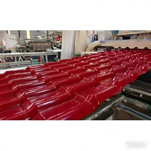 Tôle de <span class=keywords><strong>toiture</strong></span> alvéolaire thermoacoustique ondulée en PVC de résine synthétique moderne résistante à la chaleur pour extérieur - Product Image 3
