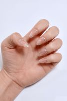 Uñas Postizas de Gel ABS con Estampado Dorado, Diseño Abstracto Metálico, Línea Cromada, Almendradas Medianas, Venta al por Mayor