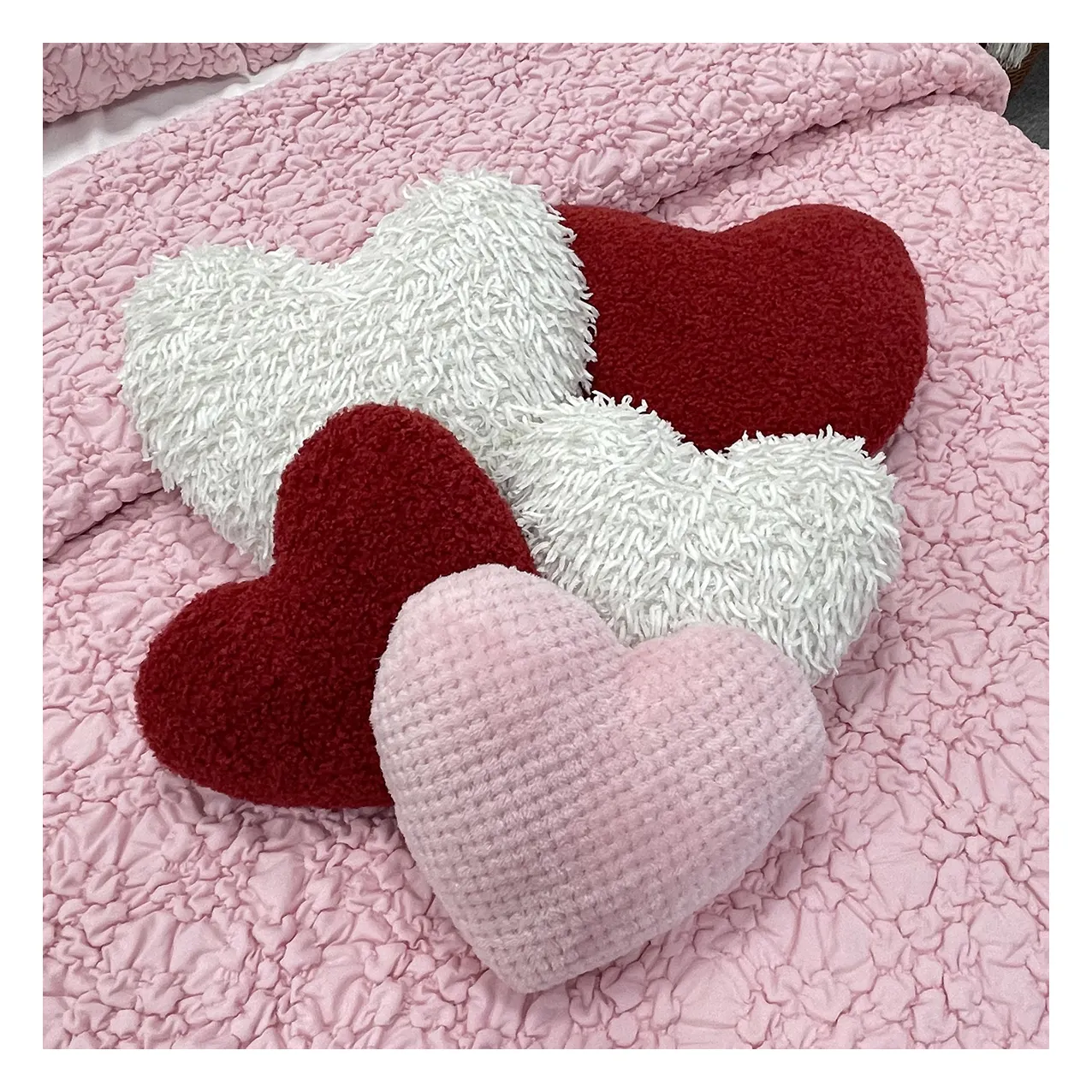 Nouvel oreiller décoratif personnalisé de saint-valentin amour rouge blanc rose ivoire peluche longue duveteuse fausse fourrure velours fourrure shaggy coeur