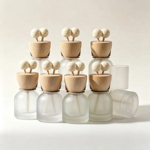 Bouteilles diffuseurs de parfum en verre vides en gros avec bâtonnets en bois et bouchon argenté, logo personnalisé, pour parfum et désodorisant d'ambiance - Product Image 1