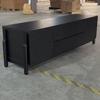 Meja TV Kayu Gelap Modern, Kabinet Televisi Berdiri Sendiri dengan Laci dan Pintu Penyimpanan, Konsol Media Ruang Tamu