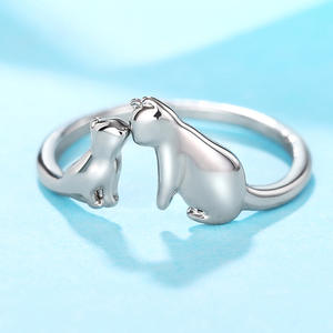 Anillo de Acero Inoxidable con Forma de Animal T0099, Bonito Anillo Unisex de Moda, Regalo de Joyería con Diseño Sencillo para Parejas - Product Image 1