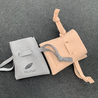 Petites pochettes personnalisées en faux daim avec cordon de serrage pour emballage de bijoux